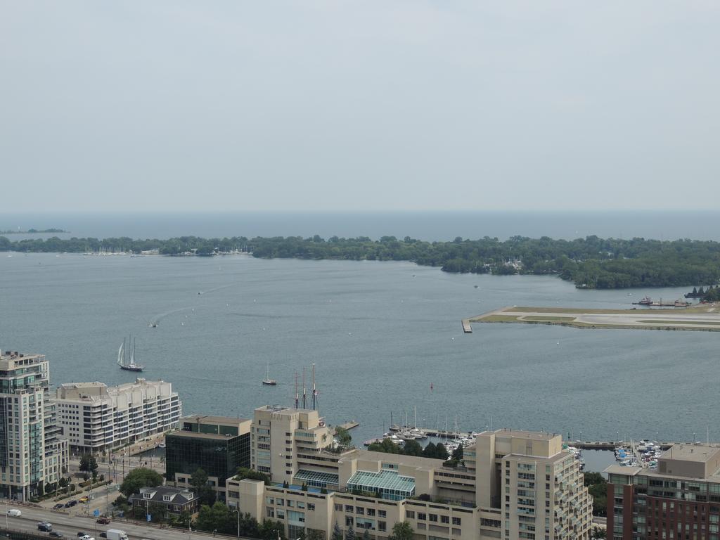 Tvhr - Luxury Condos In Heart Of Downtown Toronto Exterior foto