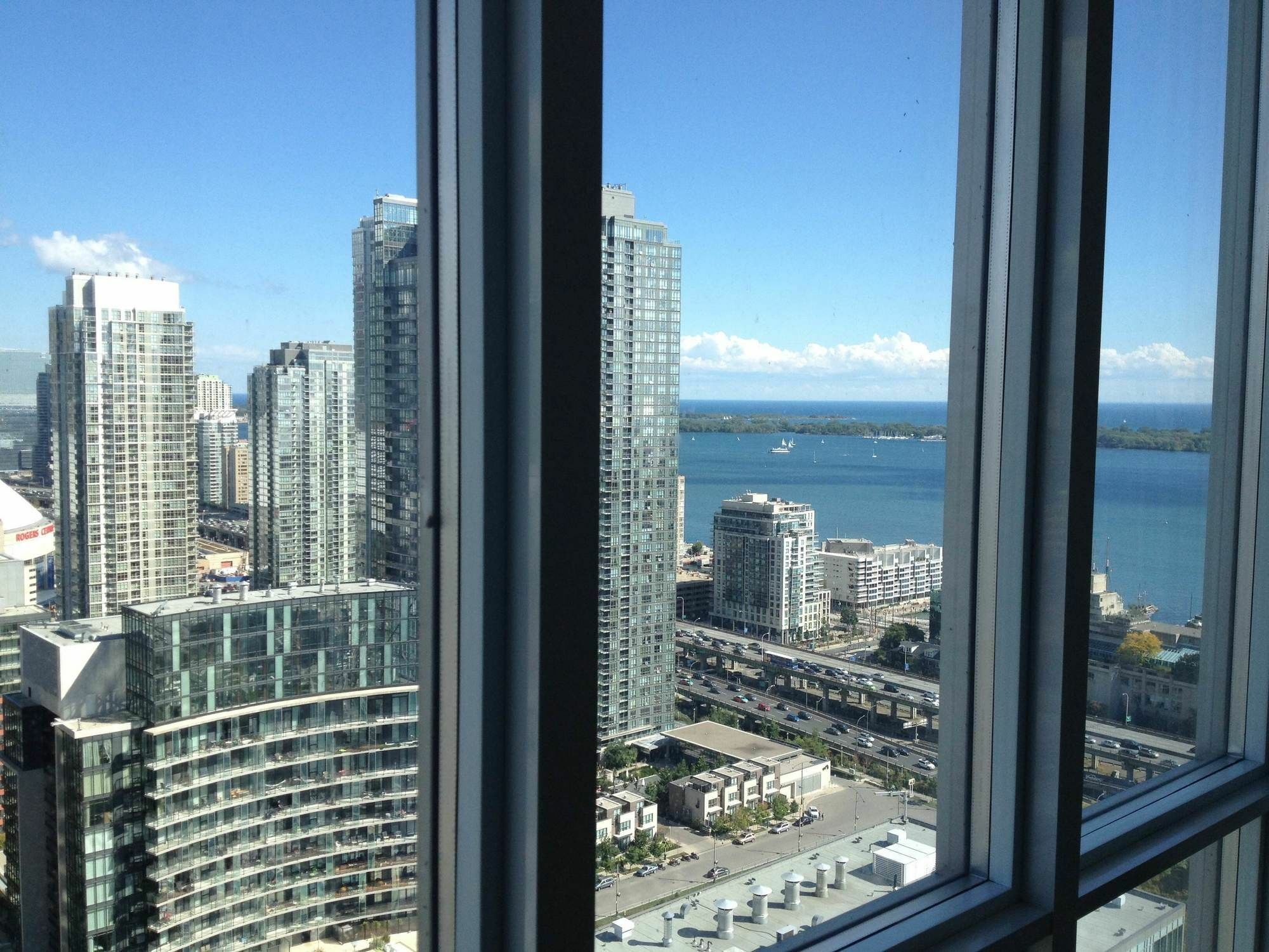 Tvhr - Luxury Condos In Heart Of Downtown Toronto Exterior foto